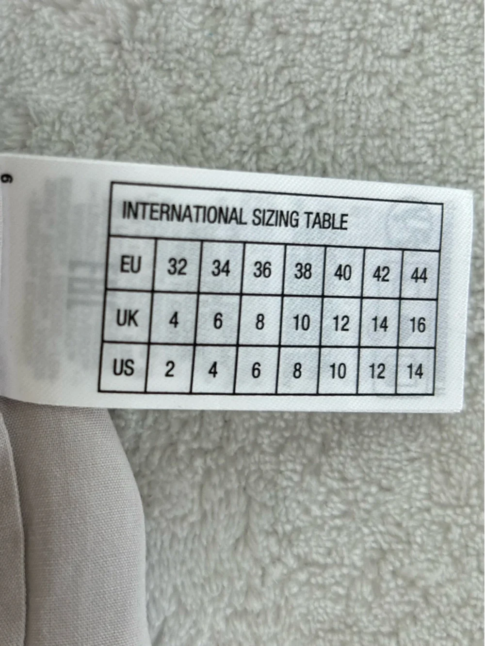 Silver Sequin Mini Skirt - Sparkley - Picture 8 of 8